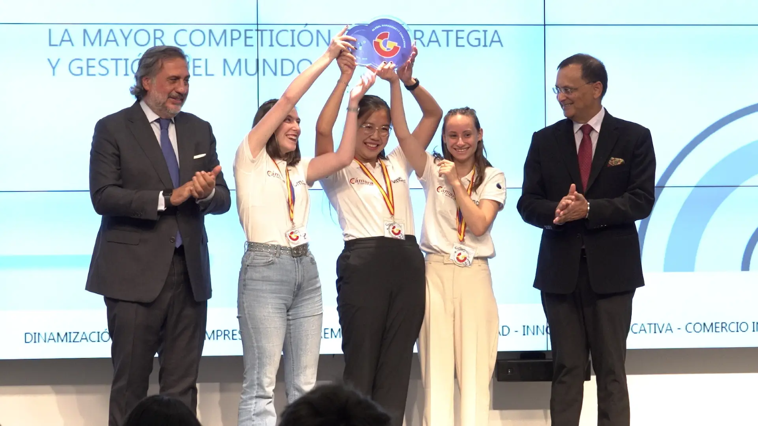 Espanha disputa final com estudantes